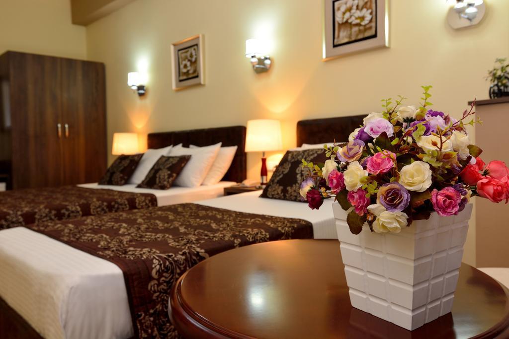 Hotel Diamond تبليسي الغرفة الصورة